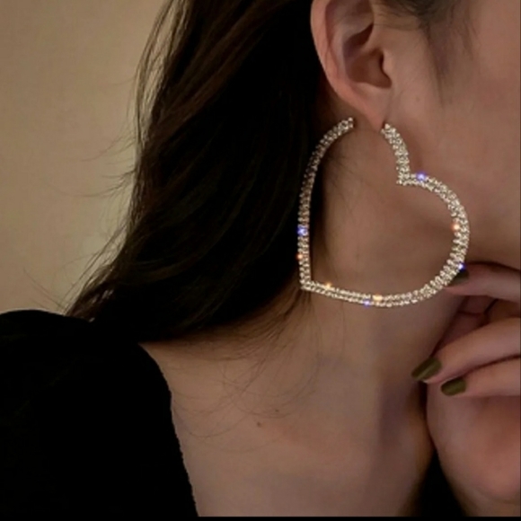 SEE OTHER LISTING Gold Tone Rhinestone Heart Hoop Earrings 925 Post - Picture 3 of 8